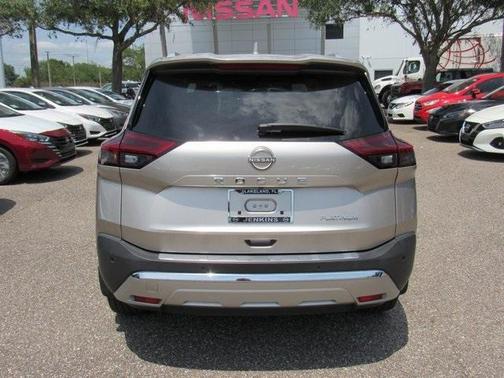 2022 Nissan Rogue Platinum
