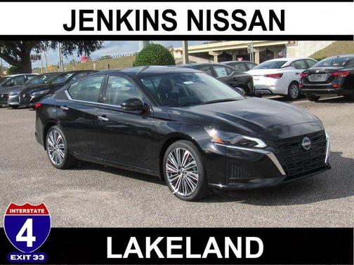 2025 Nissan Altima SL