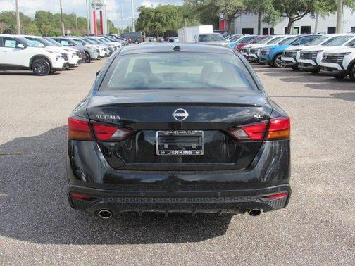 2025 Nissan Altima SL