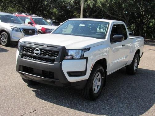 2025 Nissan Frontier S