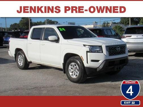 2024 Nissan Frontier SV