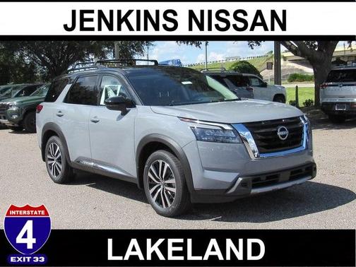 2025 Nissan Pathfinder Platinum