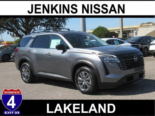 2026 Nissan Pathfinder SV