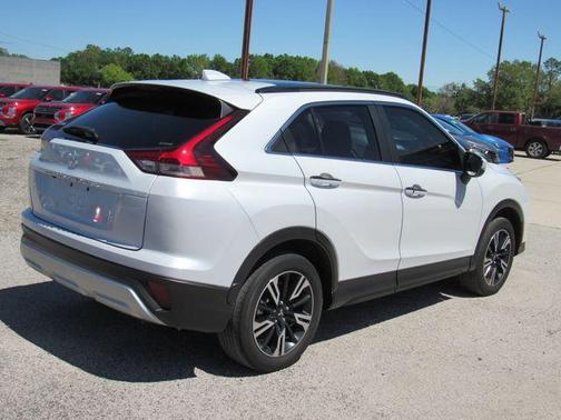 2023 Mitsubishi Eclipse Cross SE