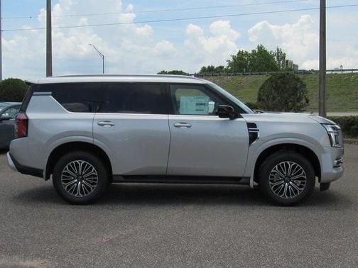2025 Nissan Armada SL
