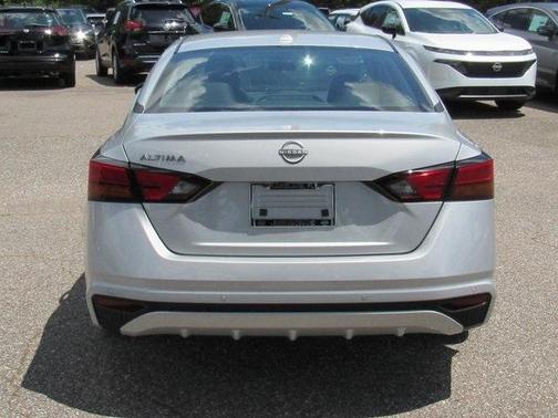 2025 Nissan Altima S