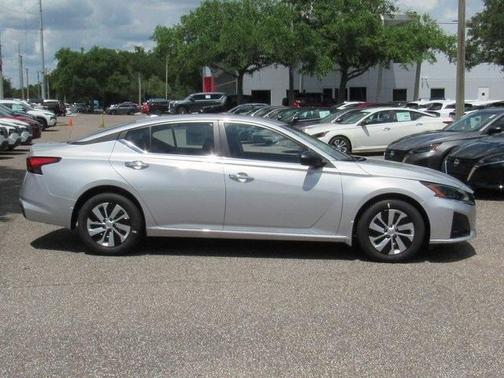 2025 Nissan Altima S