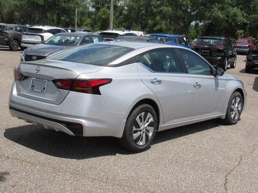 2025 Nissan Altima S