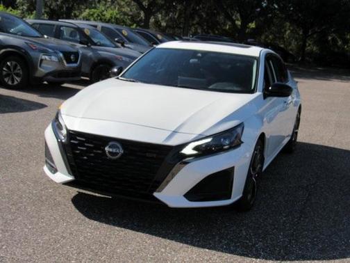 2023 Nissan Altima 2.5 SR
