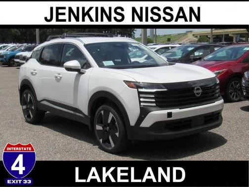 2025 Nissan Kicks SR
