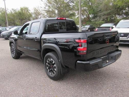 2022 Nissan Frontier PRO-X