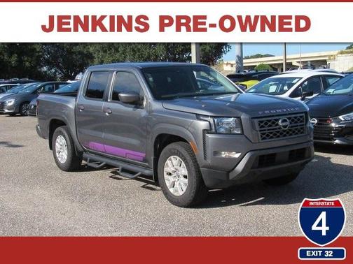 2022 Nissan Frontier SV