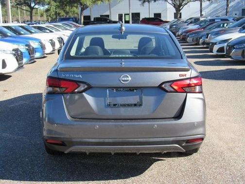 2025 Nissan Versa 1.6 SR