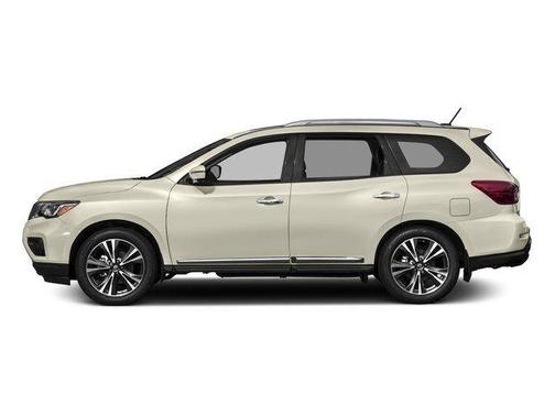 White 2017 Nissan Pathfinder Platinum