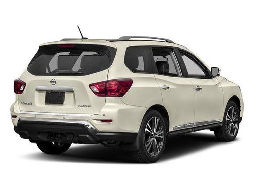 White 2017 Nissan Pathfinder Platinum