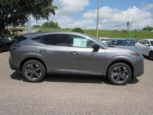 2025 Nissan Murano SV