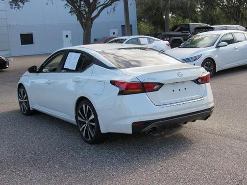 2021 Nissan Altima 2.5 SR