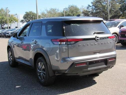 2026 Nissan Pathfinder S
