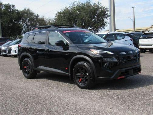 2025 Nissan Rogue Rock Creek