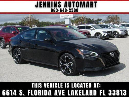 2025 Nissan Altima SR