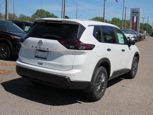 2025 Nissan Rogue S