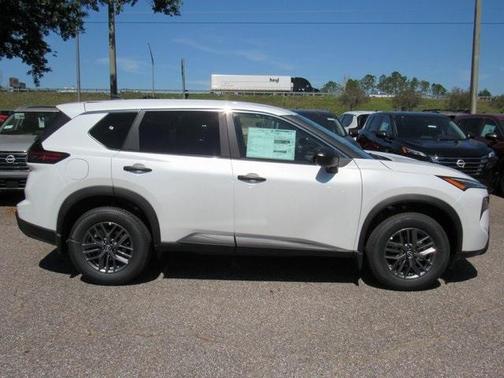 2025 Nissan Rogue S