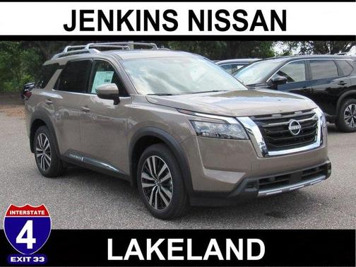 2025 Nissan Pathfinder Platinum