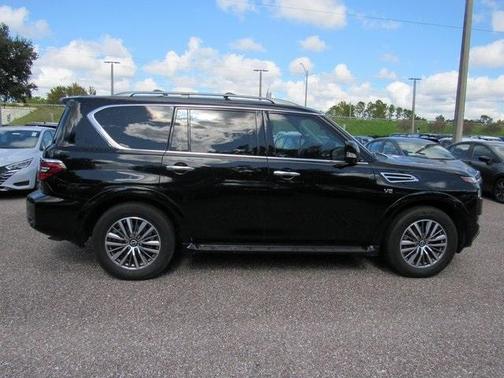 2022 Nissan Armada SL