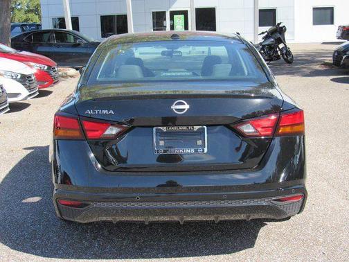 2025 Nissan Altima S