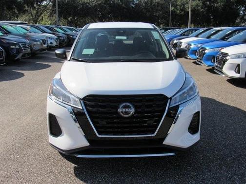 2025 Nissan Kicks Play S