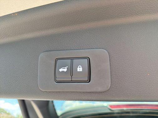 Champagne Silve 2026 Nissan Murano Platinum