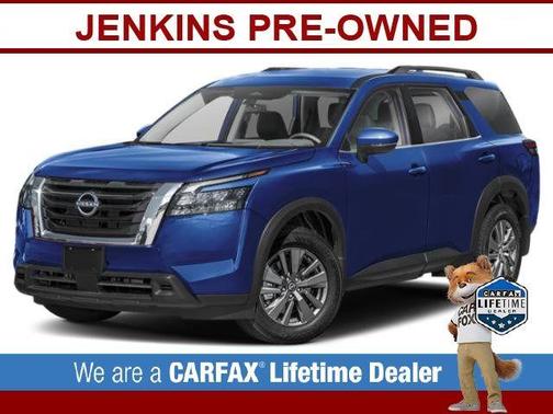 2024 Nissan Pathfinder SV