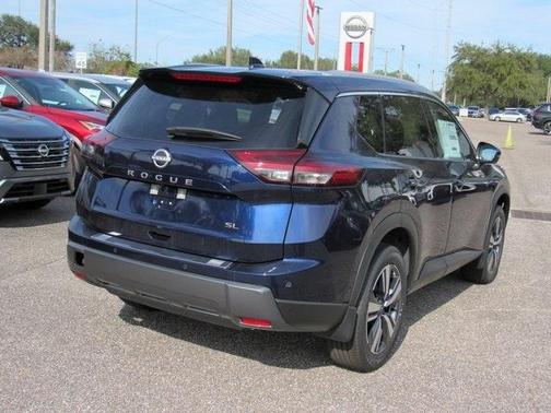 2025 Nissan Rogue SL