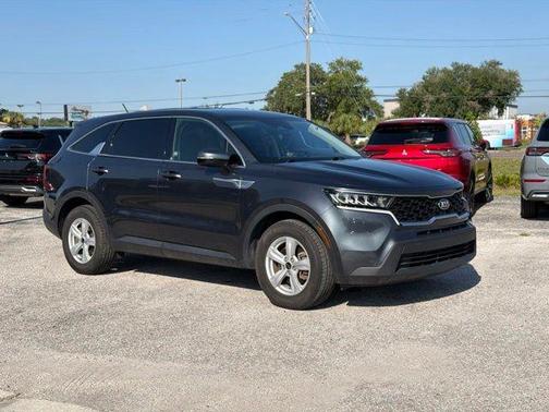 Gravity Gray 2021 Kia Sorento LX
