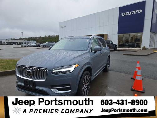 2023 Volvo XC90 B5 Plus