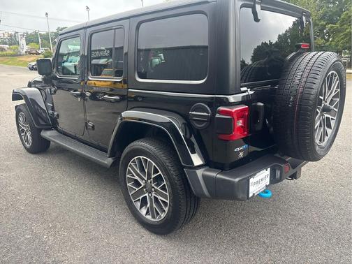 Black Clearcoat 2023 Jeep Wrangler 4xe Sahara