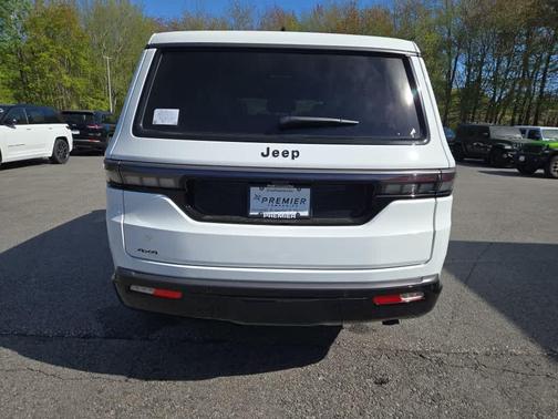 Bright White Clearcoat 2026 Jeep Grand Wagoneer Limited Altitude 4x4