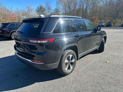 2023 Jeep Grand Cherokee 4xe Base