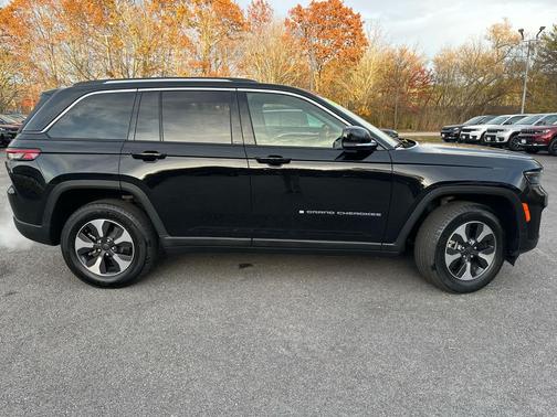 2023 Jeep Grand Cherokee 4xe Base