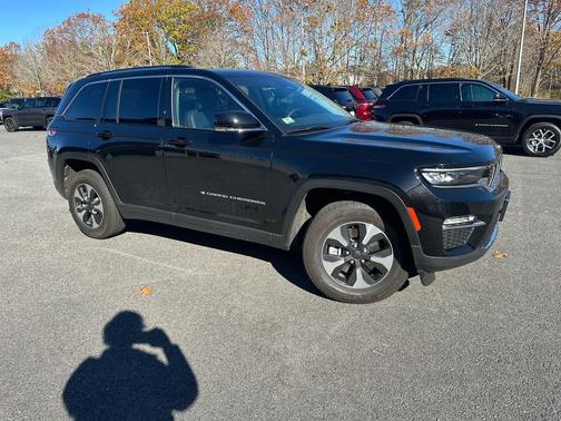 2023 Jeep Grand Cherokee 4xe Base