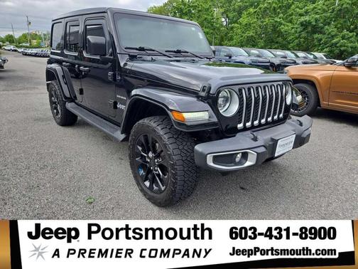 Black Clearcoat 2023 Jeep Wrangler 4xe Sahara