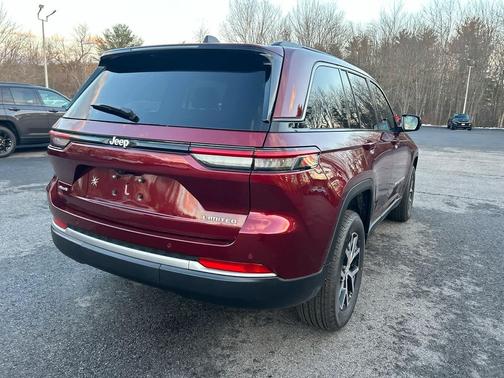Velvet Red Pearlcoat 2026 Jeep Grand Cherokee Limited