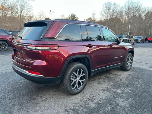 Velvet Red Pearlcoat 2026 Jeep Grand Cherokee Limited