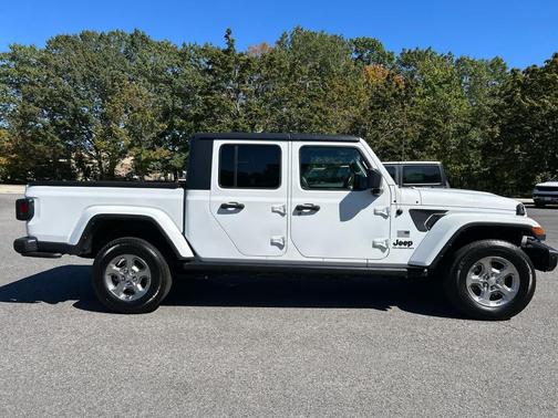 2021 Jeep Gladiator Freedom 4x4