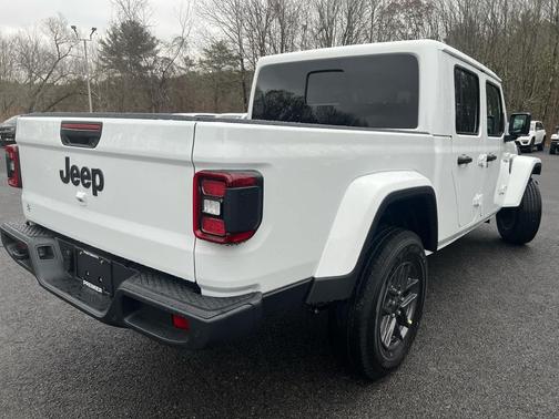 2026 Jeep Gladiator Sport S