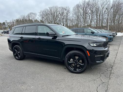 Diamond Black Crystal Pearlcoat 2025 Jeep Grand Cherokee L Limited