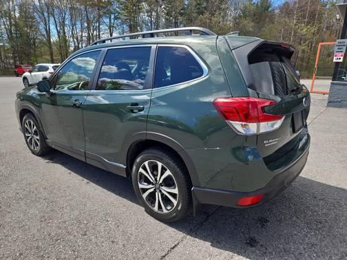 Cascade Green Silica 2023 Subaru Forester Limited