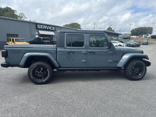 2025 Jeep Gladiator Willys