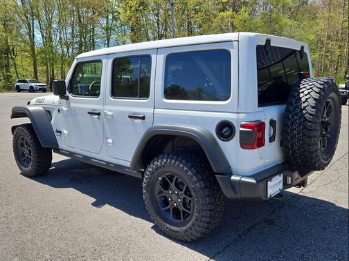 Bright White Clearcoat 2026 Jeep Wrangler Willys