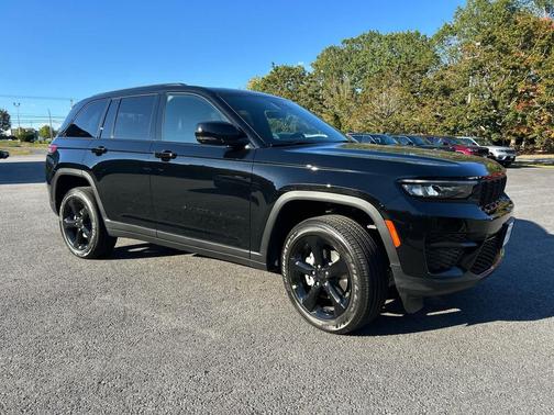 2025 Jeep Grand Cherokee Altitude